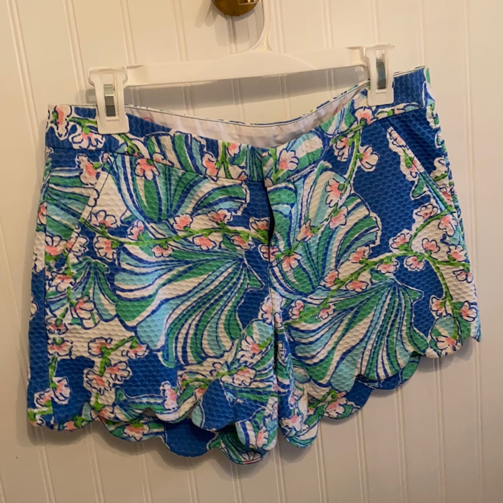 Lilly Pulitzer buttercup shorts
